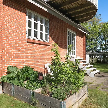 Unique Coastal Retreat - By Traum