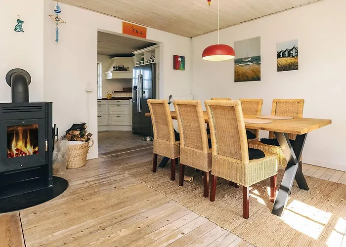 Unique Coastal Retreat - By Traum