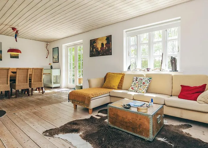 Сasa de vacaciones Unique Coastal Retreat - By Traum Hadsund