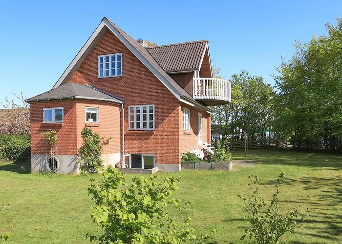 Unique Coastal Retreat - By Traum