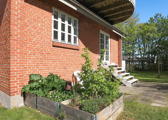 Unique Coastal Retreat - By Traum